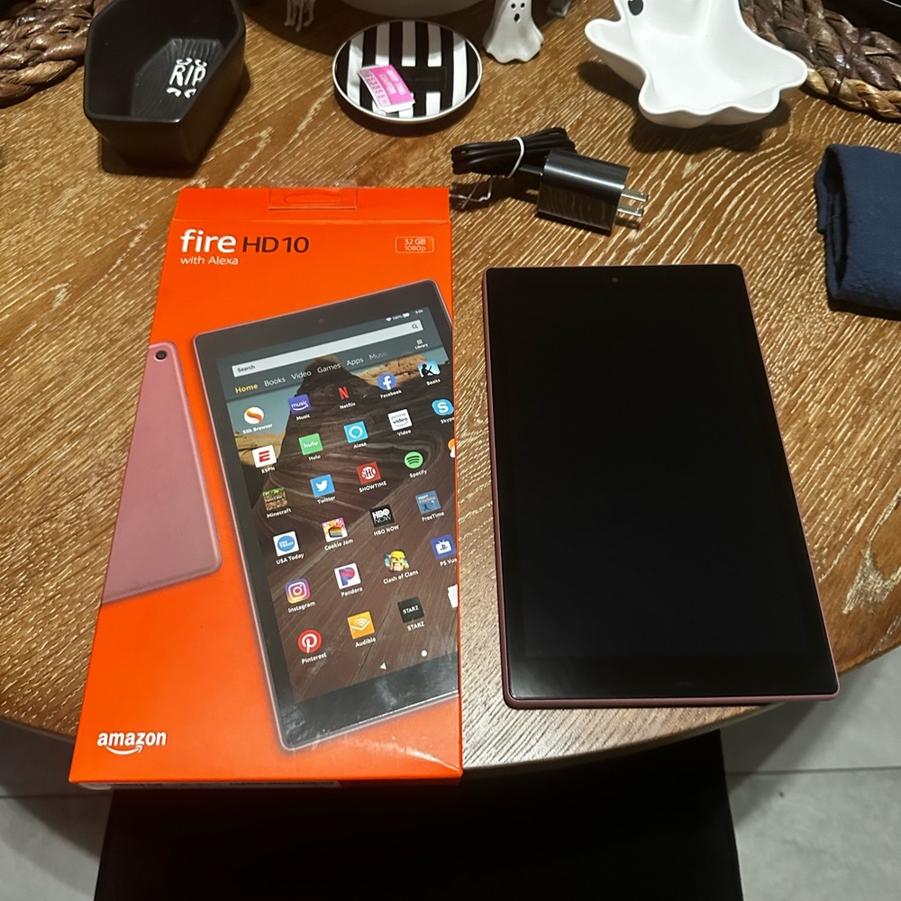 ***SOLD***.  Fire HD10 with Alexa
